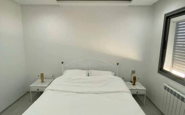 Charming 1-bed Apartment in Tunis, Close to Centre