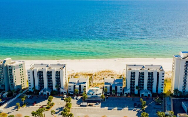 Shipwatch Surf & Yacht by Southern Vacation Rentals