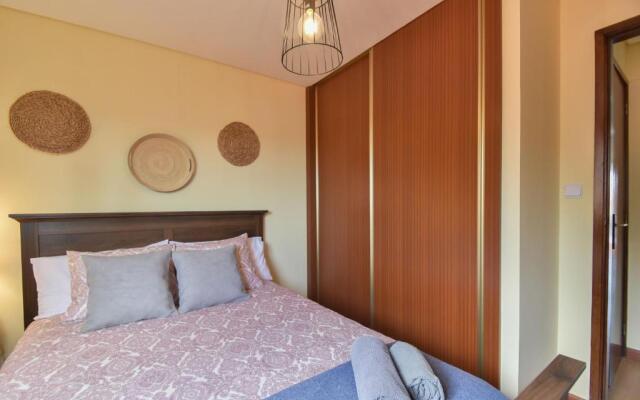 Clerigos Old Town Apartment