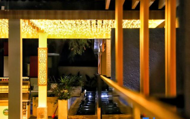 Sanya icare Aiqi Hotel (Dadonghai No.1 Harbour City)