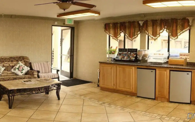 Aloha Inn