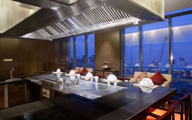 Crowne Plaza Yichang by IHG