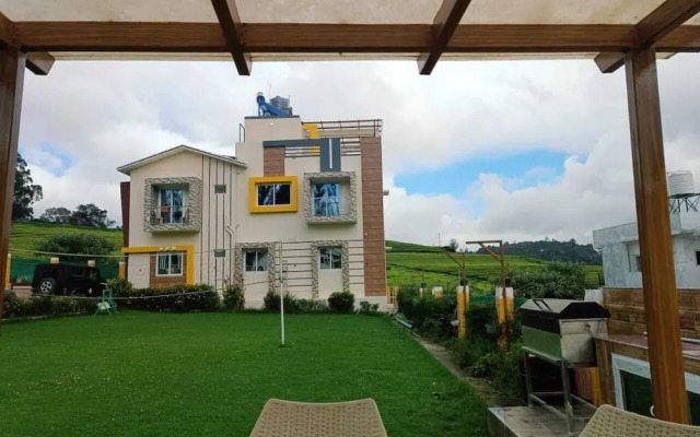 Rose garden enclave for families