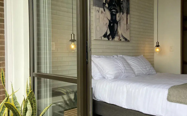 w Wonderful 1BR With Moder Balcony in Poblado
