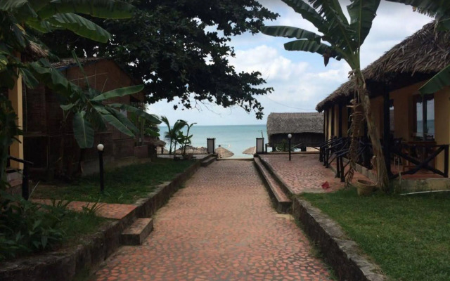 Moon Resort