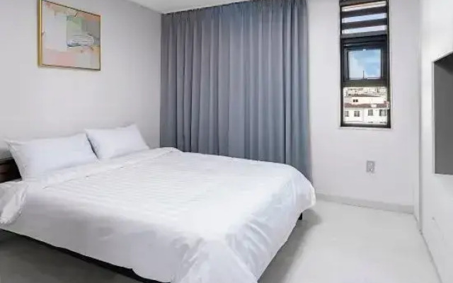 Seomoon Residence Hotel