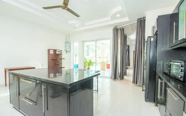 Pool Villa for Families and Party