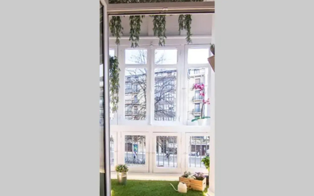 LA PLAZA Luxury Apartment (City Center)