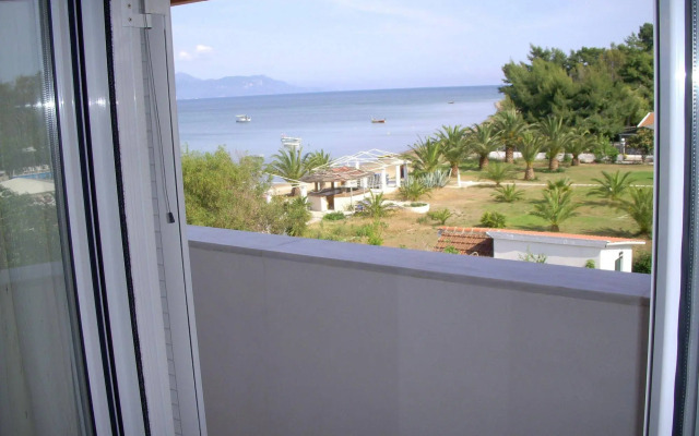 Likourgos Beach