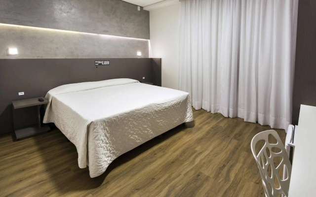 Tropikalya Gold Hotel