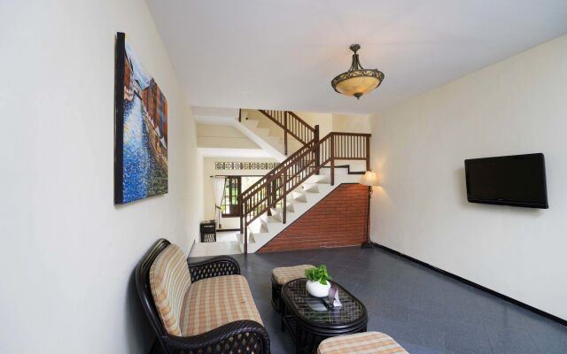 Royal Orchids Garden Hotel & Condominiums