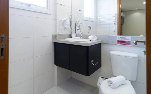 Lindo Moderno Apartamento De 2 Quartos Em Gramado
