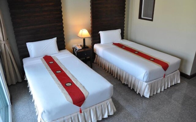 Karon Bay Inn