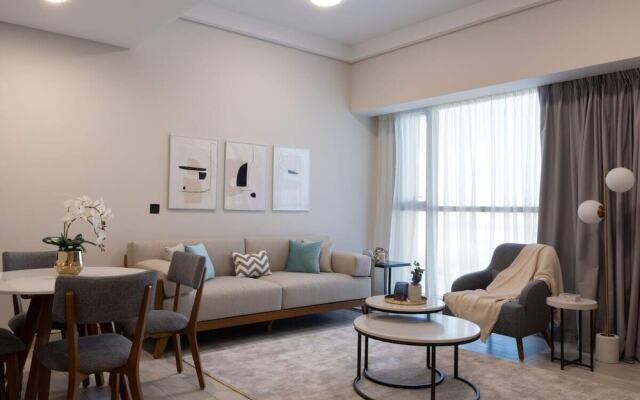 Homely 1BR Apartment @ Privà Living, Arjan