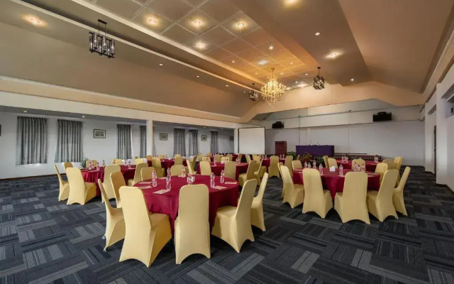 Sinabung Hills Resort