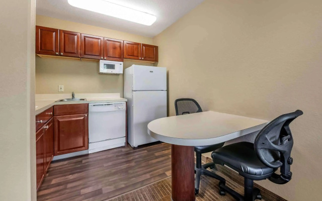 Extended Stay America Suites Phoenix Midtown