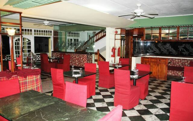 Private 2 Bedroom Beachfront Penthouse Condo Ocho Rios, Jamaica