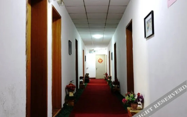 Qingdu Hostel