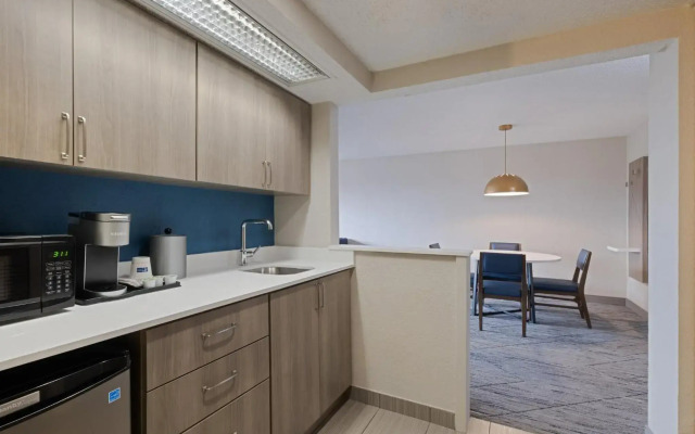 Holiday Inn Express Hotel & Suites Ft. Lauderdale-Plantation by IHG