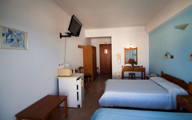 Cyclades Hotel