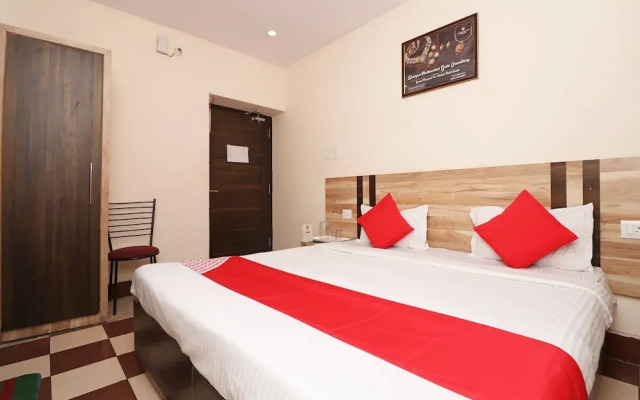 OYO 29826 Central Hotel