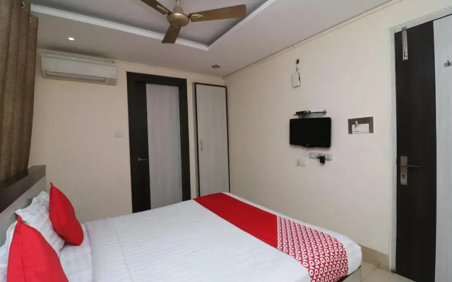 Hotel Mandiram
