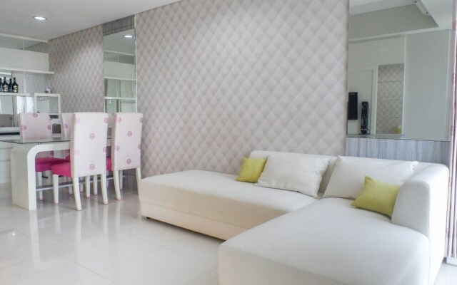 Cozy Living 2Br Apartment Near Plaza Surabaya At Trillium Residence