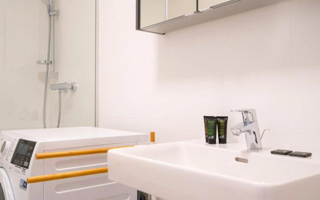 Vienna Residence, Marina Tower - Danube