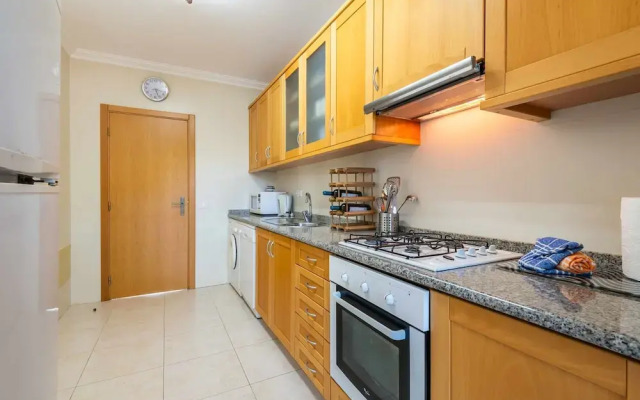 Balaia Residence 2 Bedroom Penthouse With Pool