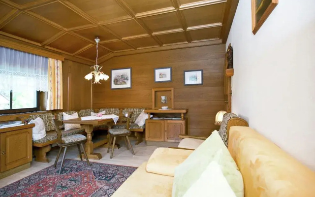 Chalet Madreit