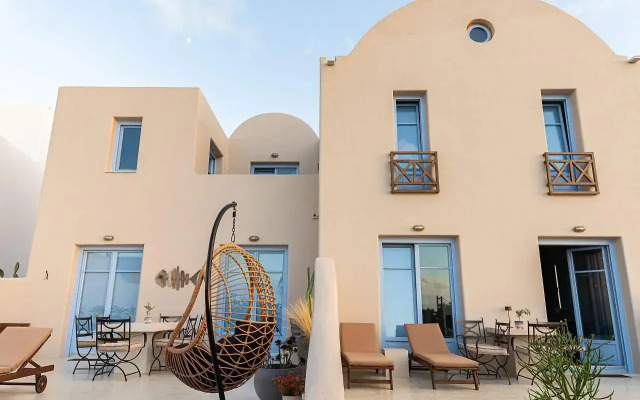 Pink Freud Villas Santorini