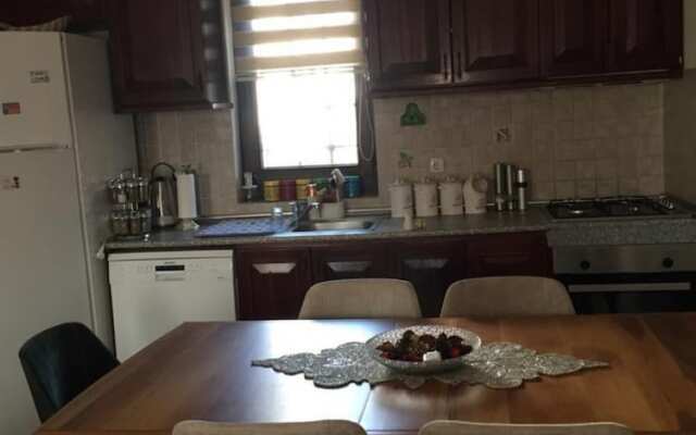 Beachside House in Gundogan