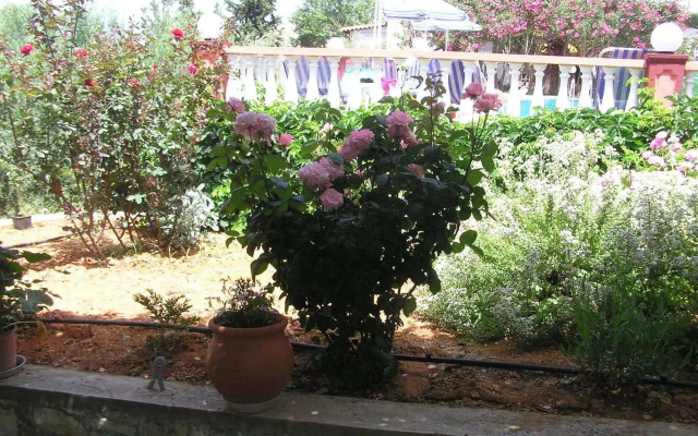 Knossos Apartments
