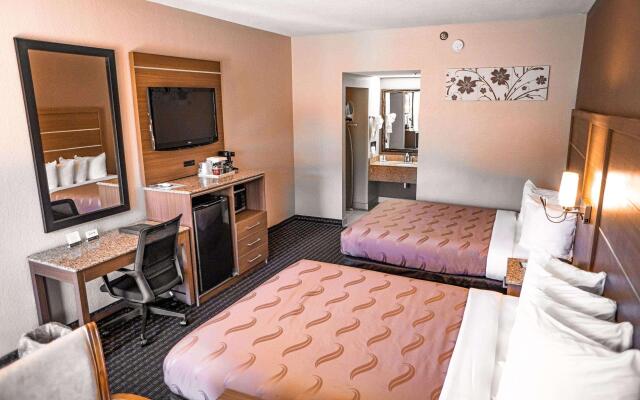 Quality Inn & Suites near Six Flags - Austell