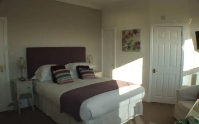 Tides Reach Guest House