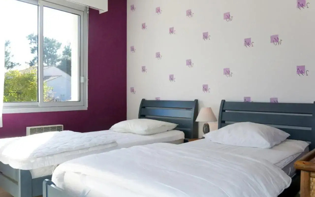 Holiday Home Les Algues - TSM213