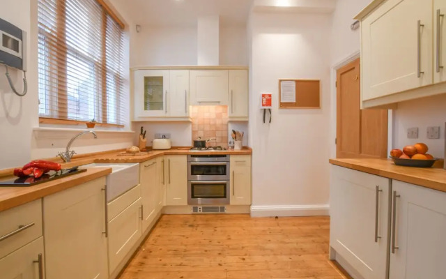 1 Eversley Court, Southwold