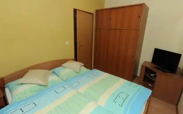 Jimy Apartments
