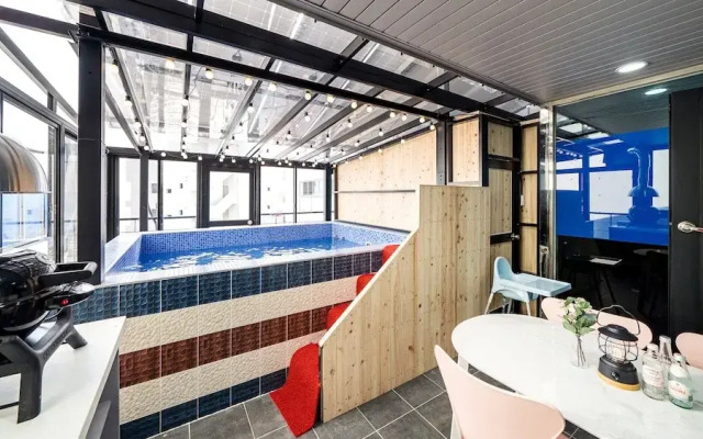 Geoje Memory Kids Pool Villa