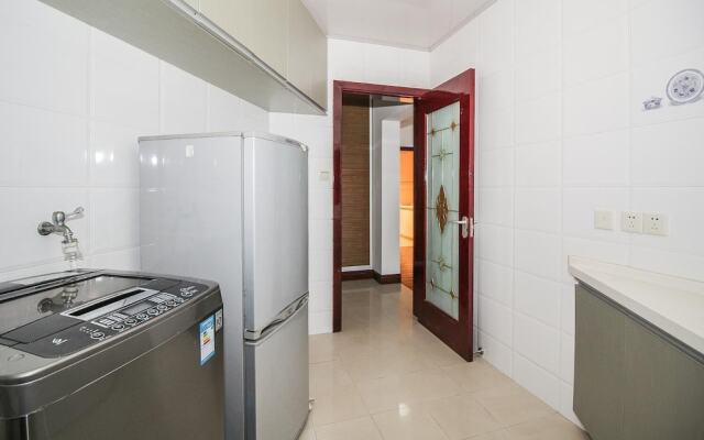 Ellies Apartment Biyun Branch