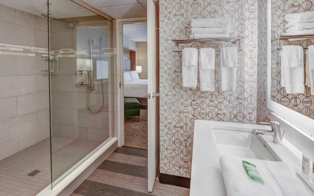 Holiday Inn East Windsor - Cranbury Area by IHG
