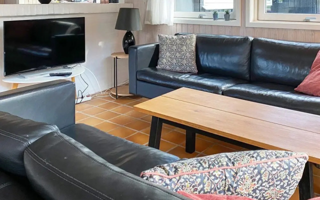 Charming Holiday Home in Henne With Whirlpool