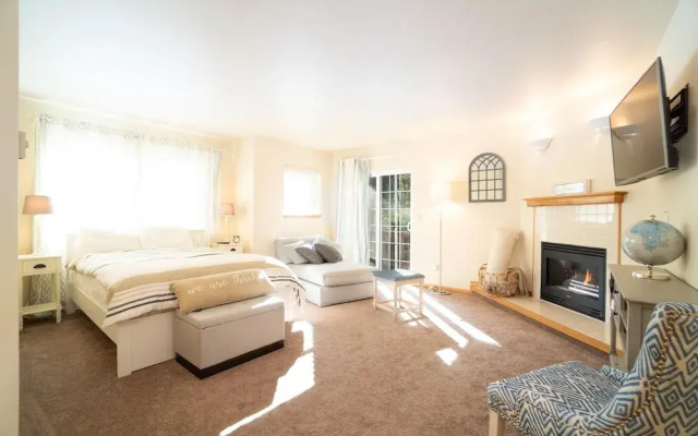 Tolovana Sands 3 Br condo by RedAwning
