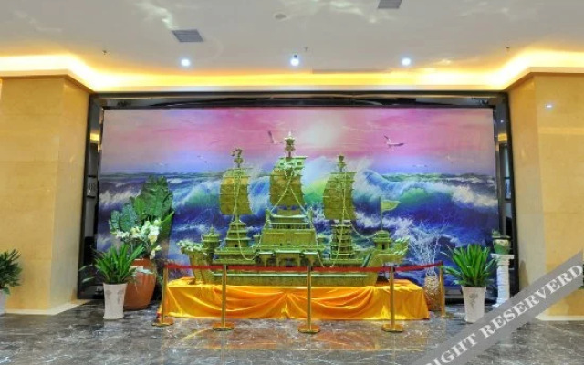 Weili Holiday Hotel (Xinyi Yuegui Road)