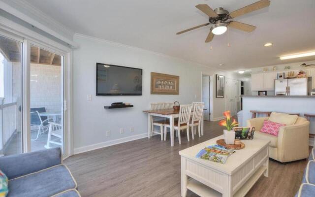 Ocean Walk 3102 - Beach Pals