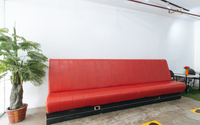RedDoorz Plus @ Boni Avenue Mandaluyong