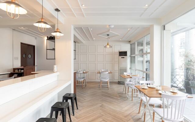 ZEN Premium near Rockwell Makati