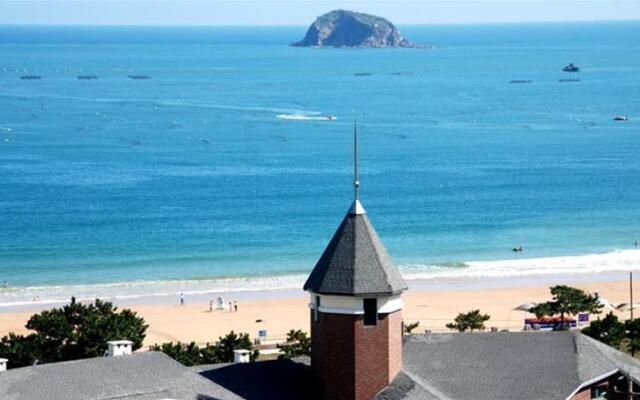 Qingdao Oceanside Hotel & Resort