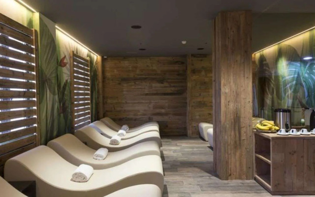 Le Palme - Adults Only (10 years old)