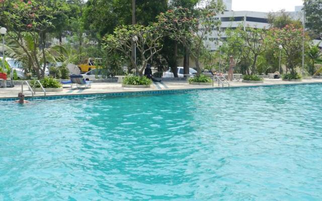 Apartments Friendly View Talay 5C